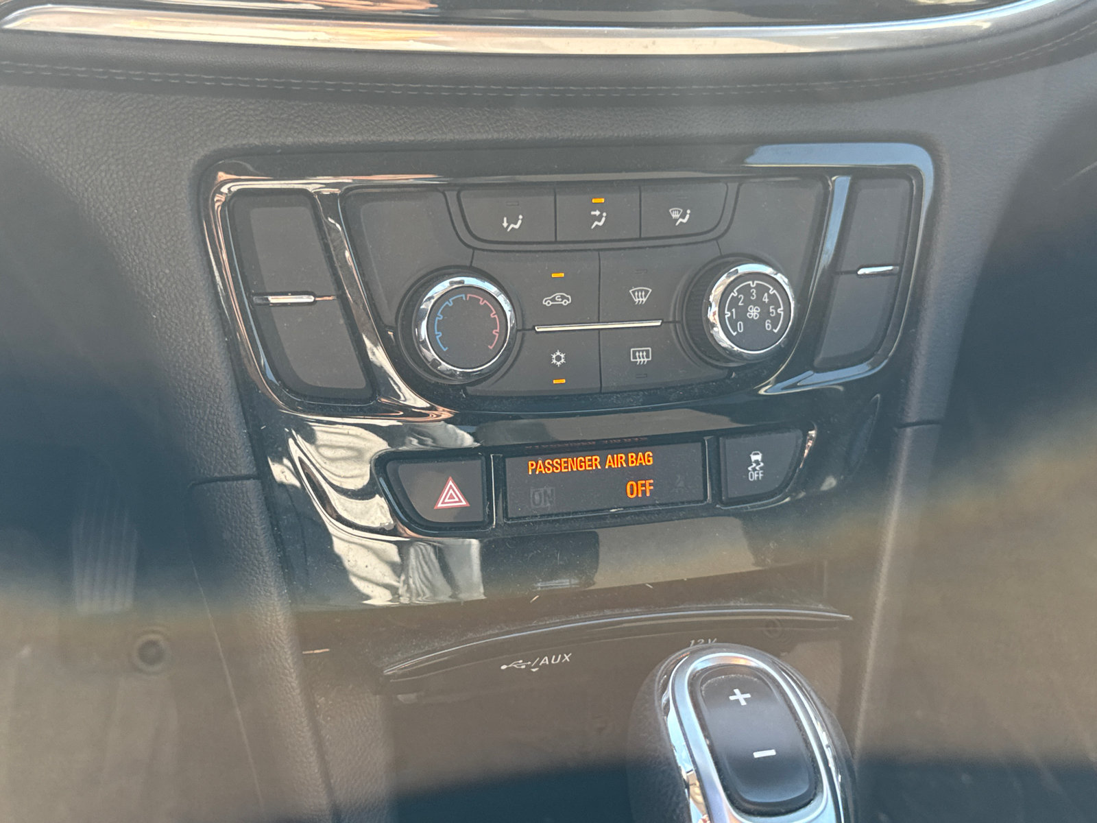 Used 2019 Buick Encore Preferred FWD image 22