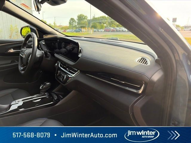 Used 2026 Buick Envista Sport Touring w/ Convenience I Package FWD image 13
