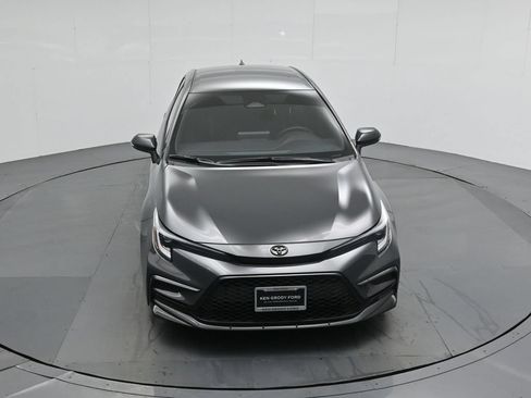 Used 2026 Toyota Corolla SE FWD image 32