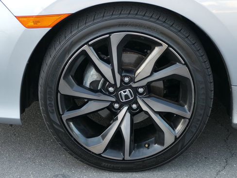 Used 2019 Honda Civic Sport image 10