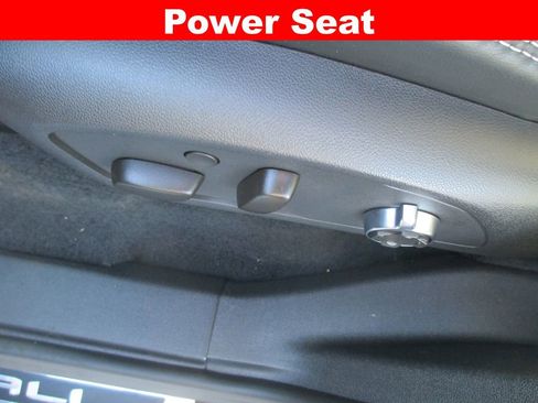 Used 2026 GMC Acadia Denali Ultimate FWD image 27