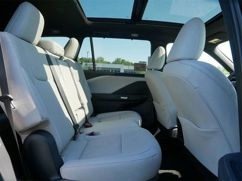 Used 2025 Lexus TX 350 AWD image 11