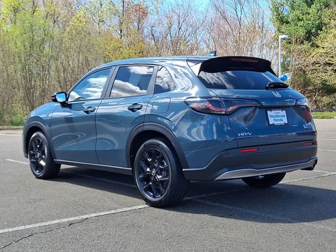 Certified 2025 Honda HR-V Sport image 7