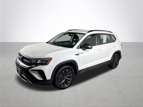 Certified 2023 Volkswagen Taos S image 2