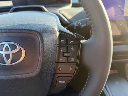 New 2026 Toyota C-HR AWD/4WD image 18