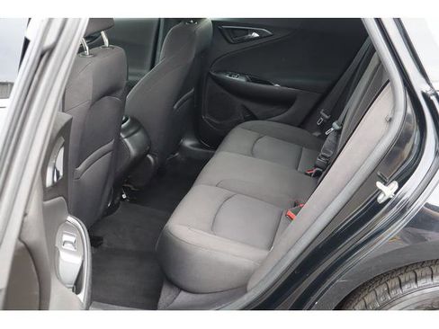 Used 2018 Chevrolet Malibu LS FWD image 7