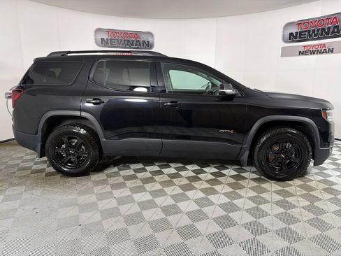 Used 2022 GMC Acadia AT4 w/ Technology Package image 4