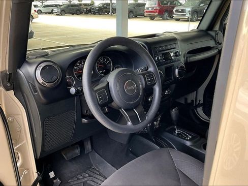 Used 2018 Jeep Wrangler Unlimited Sport image 13