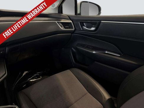 Used 2018 Honda Clarity Plug-In Hybrid image 24