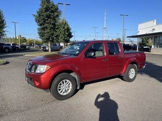 Used 2018 Nissan Frontier SV image 1
