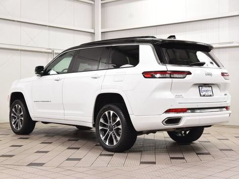 Used 2024 Jeep Grand Cherokee L Overland w/ Trailer Tow Package AWD/4WD image 6