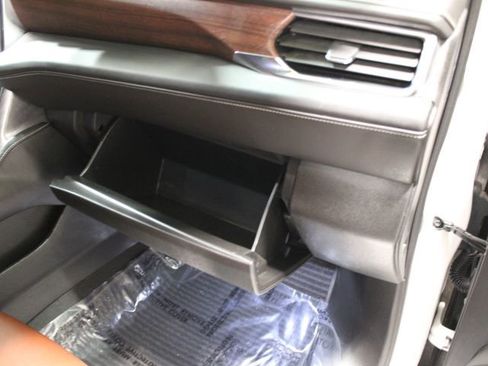 Used 2023 GMC Yukon Denali Ultimate image 29