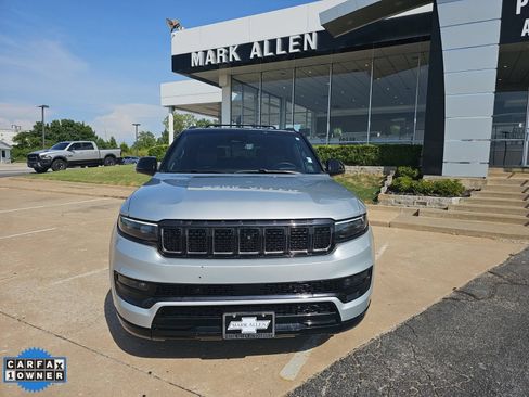 Used 2024 Jeep Grand Wagoneer L Series II w/ Quick Order Packagew 28T AWD/4WD image 9