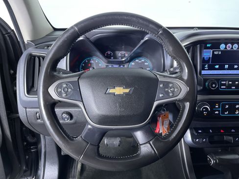 Used 2015 Chevrolet Colorado Z71 AWD/4WD image 16