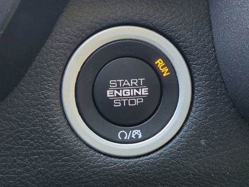 Used 2019 RAM 1500 Tradesman image 31