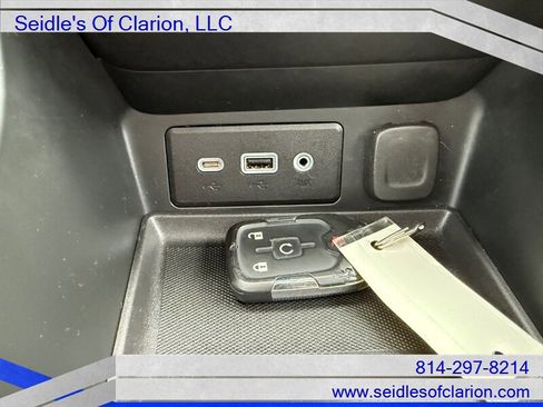 Used 2022 GMC Terrain SLE w/ Driver Convenience Package AWD/4WD image 25