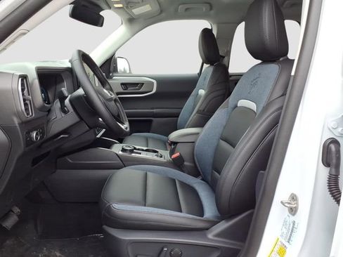 New 2025 Ford Bronco Sport Outer Banks image 5