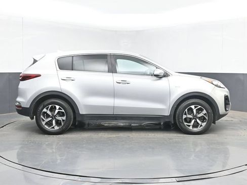 Used 2020 Kia Sportage LX AWD/4WD image 15