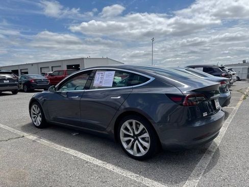 Used 2019 Tesla Model 3 Standard Range Plus RWD image 3