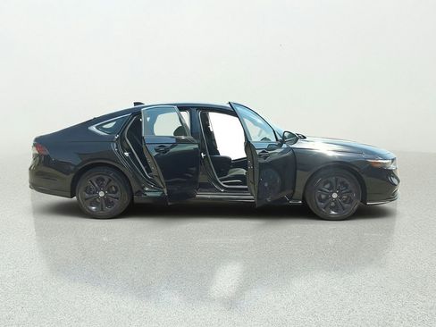 Used 2023 Honda Accord LX image 14