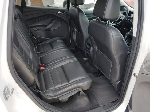 Used 2017 Ford Escape Titanium w/ Equipment Group 301A AWD/4WD image 29