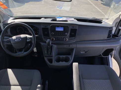Used 2020 Ford Transit 150 XLT RWD image 24