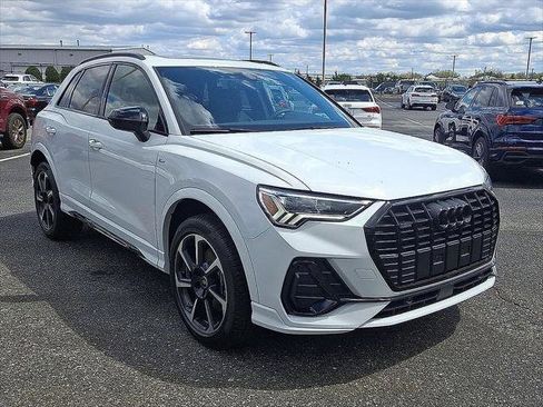 Certified 2025 Audi Q3 2.0T Premium Plus w/ Premium Plus Package image 2