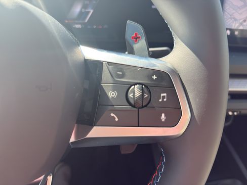 Used 2025 BMW M235i xDrive w/ Premium Package image 18