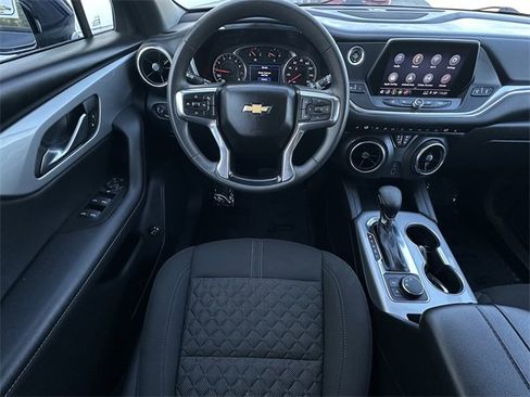 Certified 2022 Chevrolet Blazer LT image 10