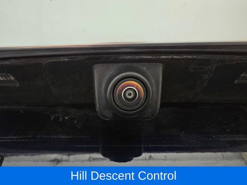 Used 2023 GMC Yukon Denali image 10