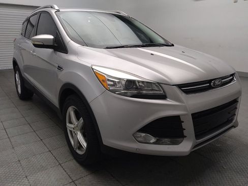 Used 2016 Ford Escape Titanium w/ Equipment Group 301A FWD image 13