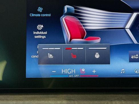 New 2026 BMW X5 M60i image 21