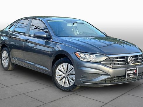 Used 2020 Volkswagen Jetta S w/ Driver Assistance Package FWD image 3