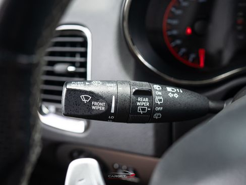 Used 2018 Dodge Durango SRT AWD/4WD image 30