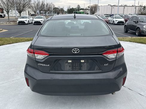 Used 2024 Toyota Corolla LE image 9