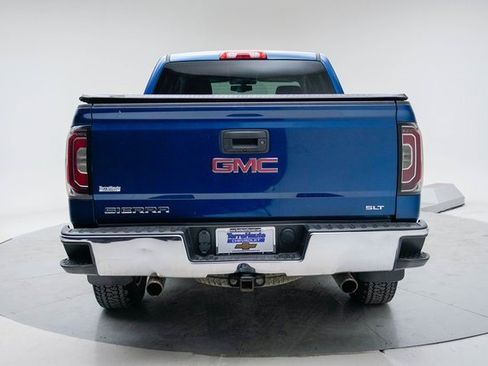 Used 2017 GMC Sierra 1500 SLT w/ Suspension Package, Off-Road image 5