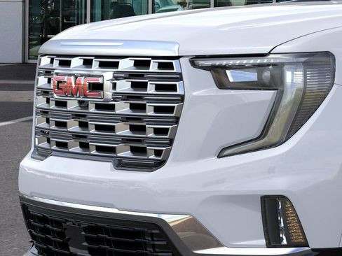 New 2026 GMC Acadia Denali w/ Super Cruise Package image 13