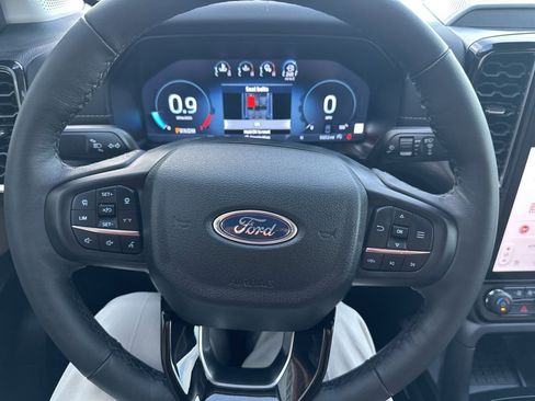 Used 2024 Ford Ranger Lariat w/ FX4 Off-Road Package image 13