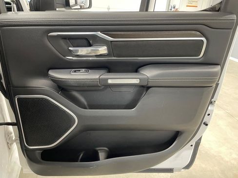 Used 2022 RAM 1500 Laramie AWD/4WD image 21