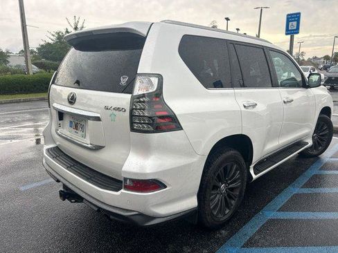 Certified 2023 Lexus GX 460 Premium w/ Accessory Package AWD/4WD image 3