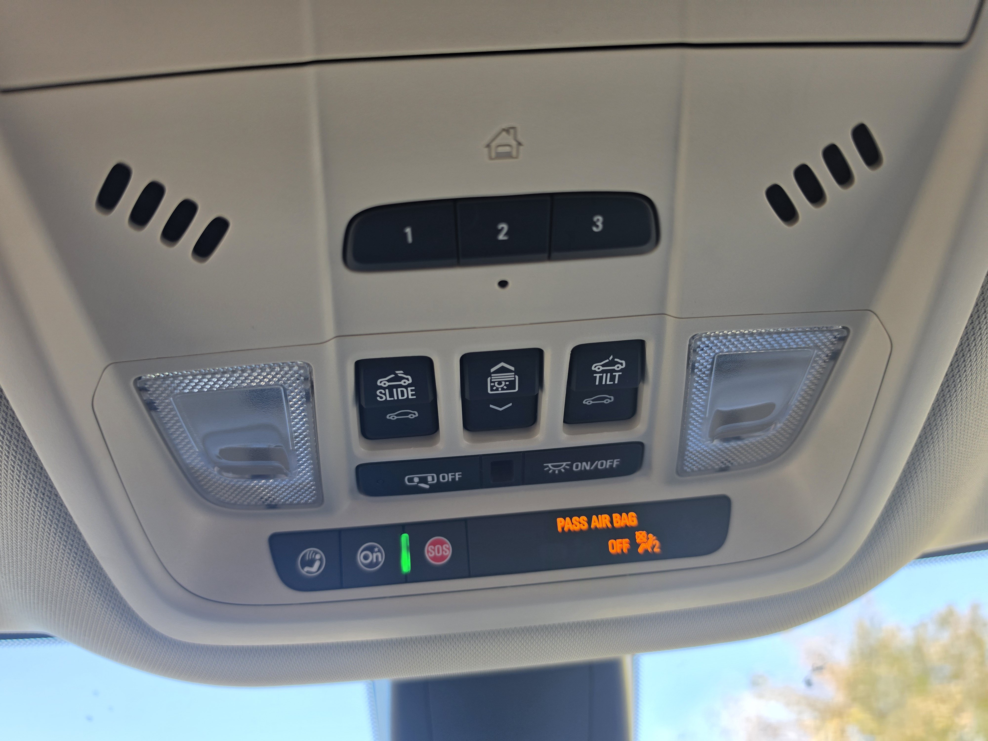 Used 2024 Buick Enclave Avenir AWD/4WD image 37
