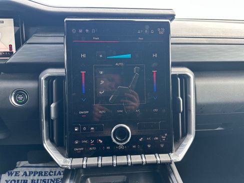 Used 2025 GMC Acadia Elevation AWD/4WD image 64