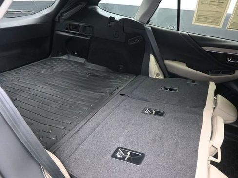 Used 2022 Subaru Outback Limited image 29