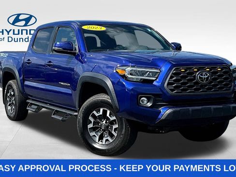 Used 2023 Toyota Tacoma TRD Off-Road w/ TRD Premium Off Road Package AWD/4WD image 3