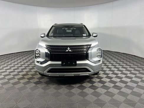 Used 2024 Mitsubishi Outlander SEL image 11