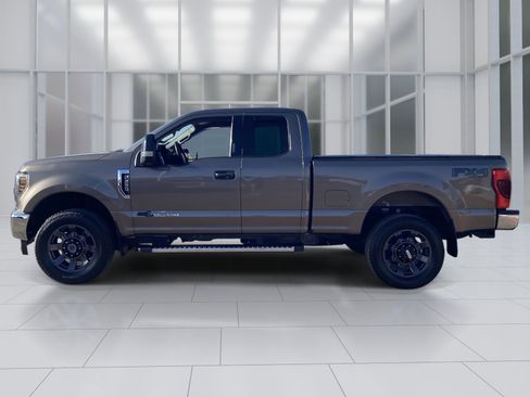 Used 2018 Ford F250 XLT w/ XLT Value Package image 3