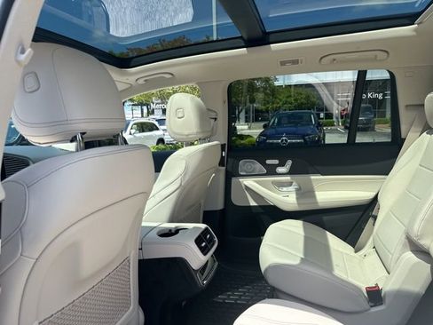 New 2026 Mercedes-Benz GLS 450 4MATIC image 23