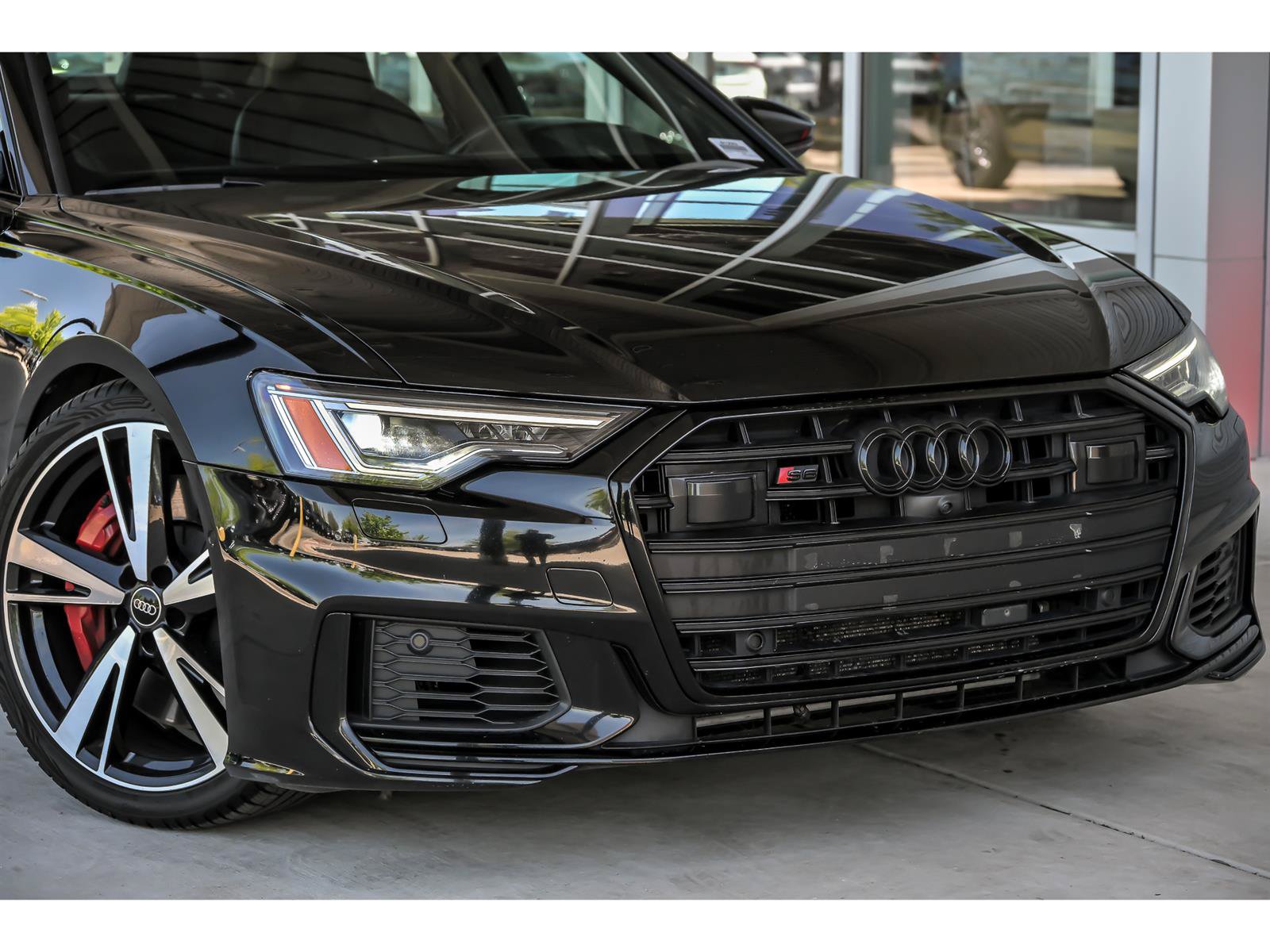 Used 2022 Audi S6 Premium Plus AWD/4WD image 2