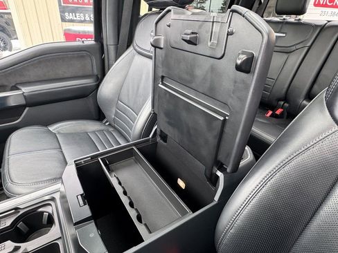 Used 2025 Ford F250 Platinum image 29