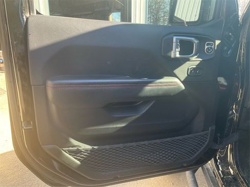 Used 2024 Jeep Wrangler Unlimited Rubicon 392 w/ Dual Top Group image 17